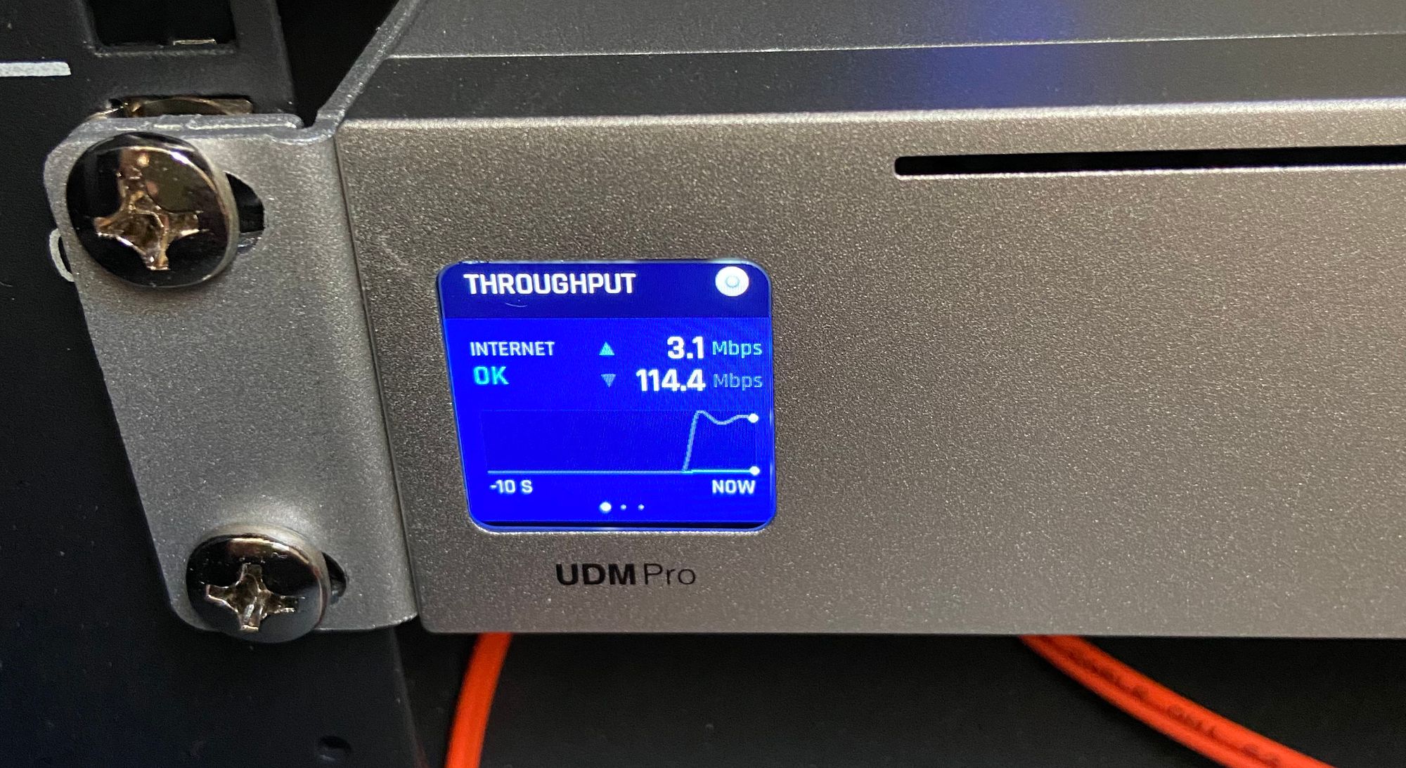 Look at that tiny little screen